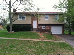 2921 Liberty St, Radcliff, KY 40160