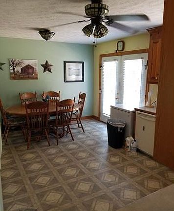 4th image of 196 Hickory Knoll Ct