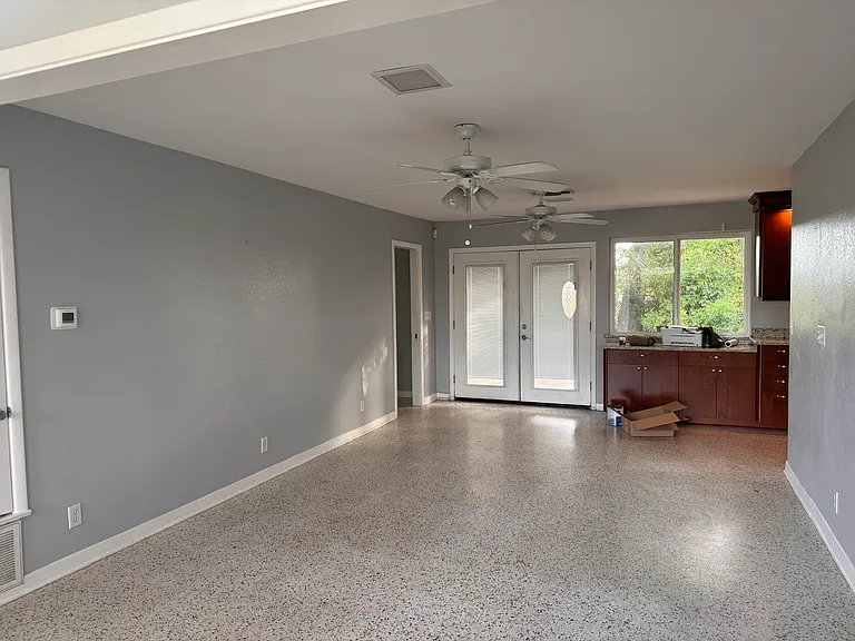 3501 Summit Blvd — Photo 5