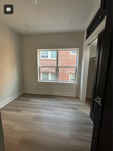 1031 Kearny St NE — Photo 6
