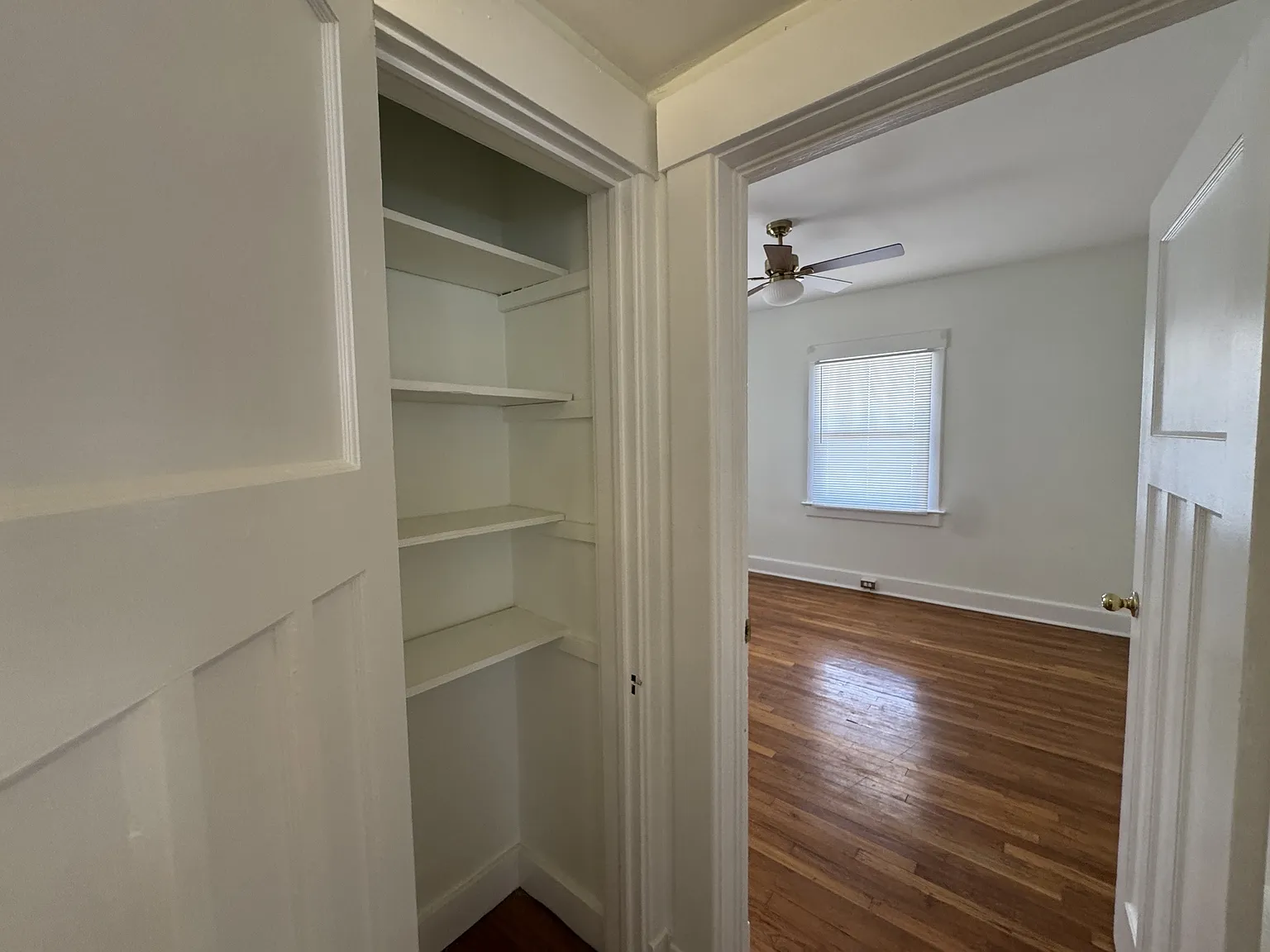 1606 Hawthorne Street - 3 — Photo 2