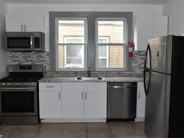 30 Dodd St #2