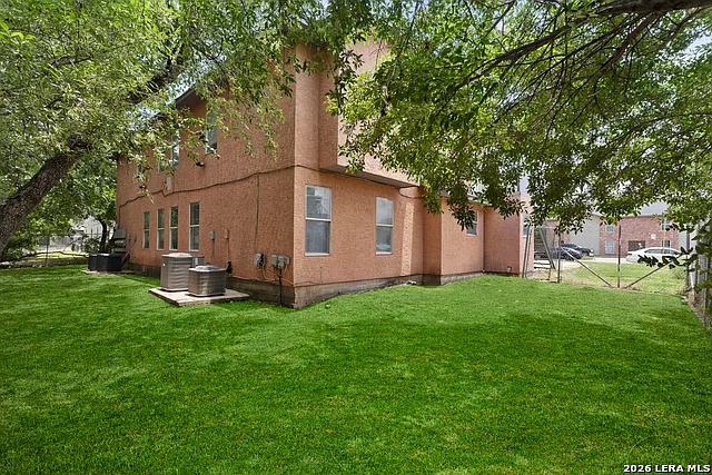 7575 Windsor Oaks — Photo 12