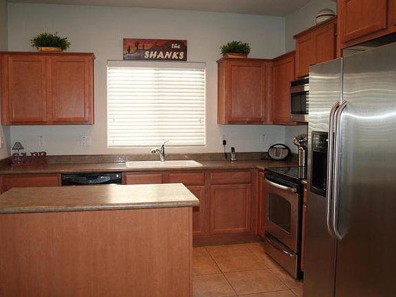5th image of 2344 N 84th Dr