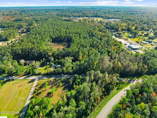 135 Canning Dr, Wewahitchka, FL 32465