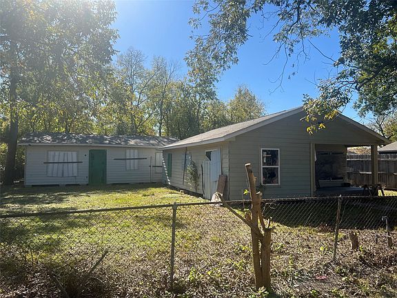 4th image of 7996 Boy St