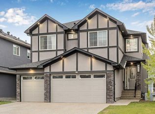 247 N Kinniburgh Pl, Chestermere, AB T1X1Y2