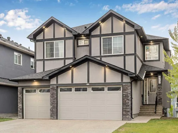 247 N Kinniburgh Pl, Chestermere, AB T1X 1Y2