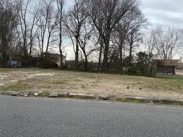9 Goose Ln, Pennsville, NJ 08070