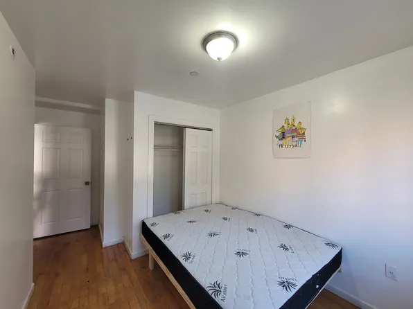 112-26 38th Avenue image 4 of 9