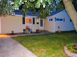 141 W Shawnee St, Gardner, KS 66030