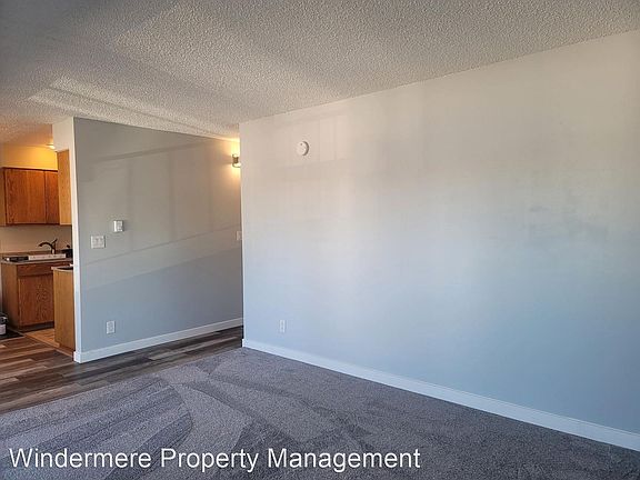 4th image of 924 Shorewood Dr APT F-66