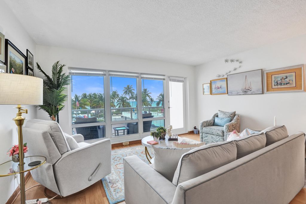 111 N Pompano Beach Boulevard #411, photo 3
