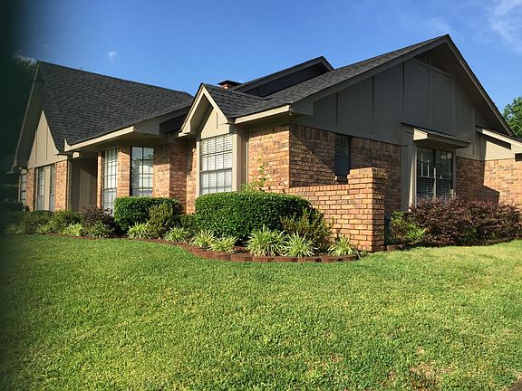 5th image of 1807 Northpark Cir