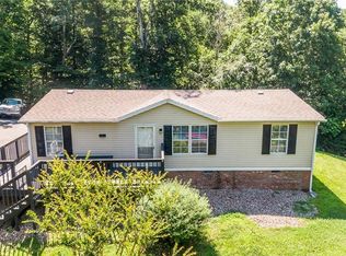 7013 Cain Forest Ct, Walkertown, NC 27051