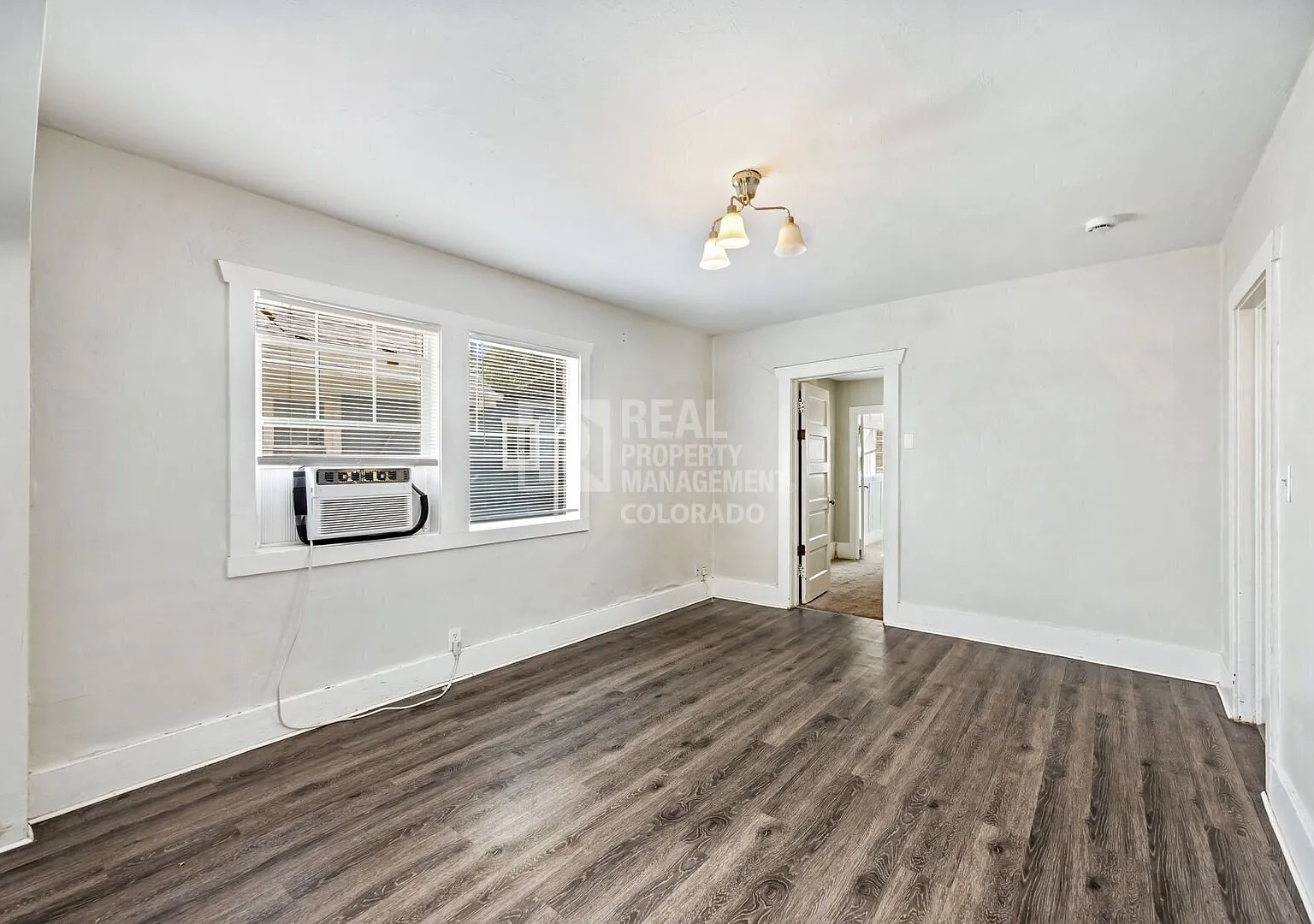 Charming Englewood Home Near Downtown & Light Rail — Photo 3