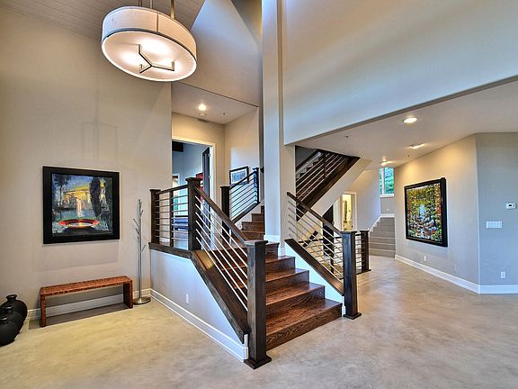 5th image of 4665 McKinney Ct