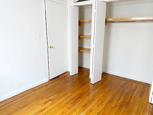 Rented by Waverly Realty Associates | media 9