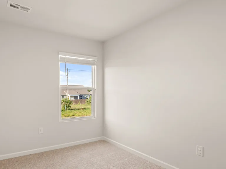 4332 Newland St — Photo 2