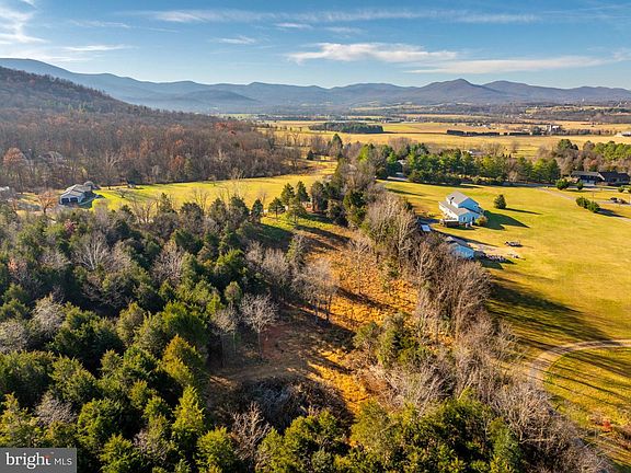 5th image of Harper Valley Rd