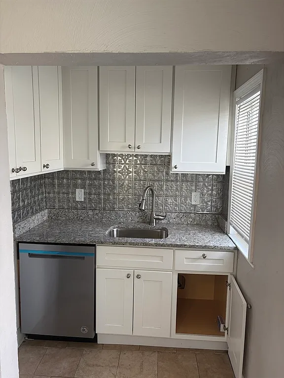 2 bed, 1.0 bath, 1012 sqft, $2,100 — Photo 3