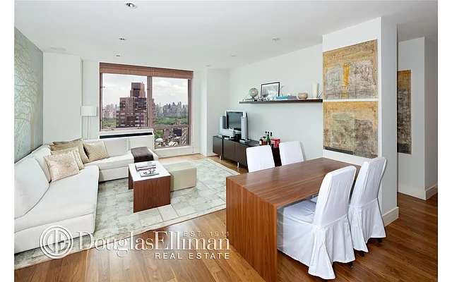 Rented by Douglas Elliman | media 17