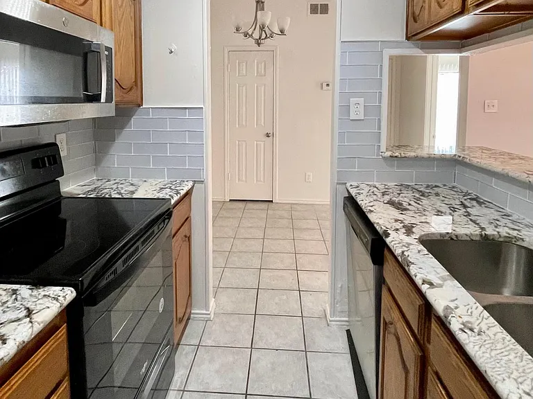5720 Marquita Ave #7 — Photo 5