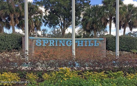 3rd image of 5272 Colchester Ave