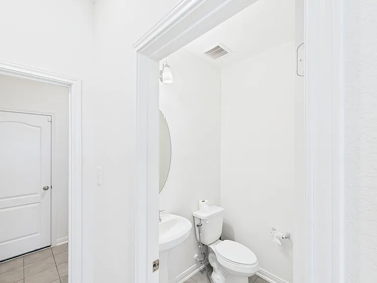 15643 Fellswood Dr — Photo 13