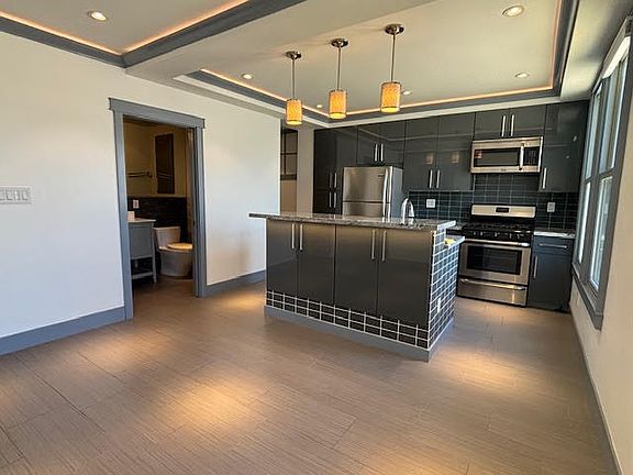 4th image of 501 Union St #D