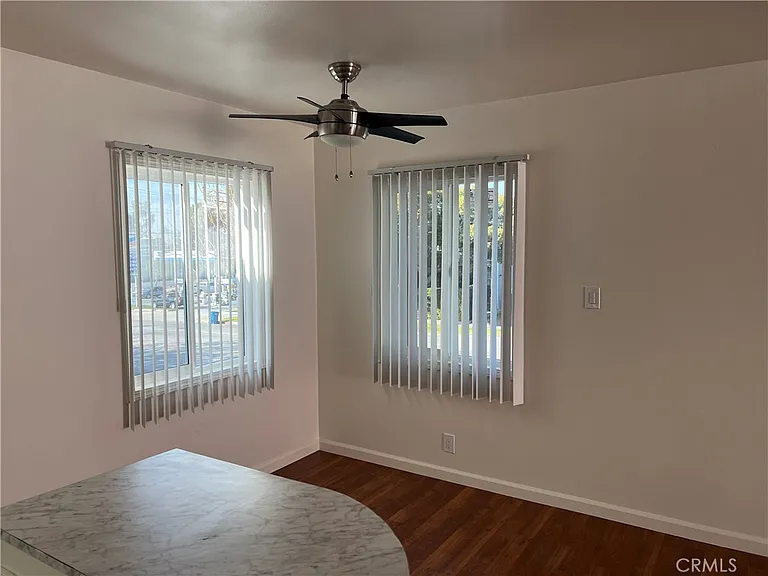 420 W Alameda Ave #C — Photo 14
