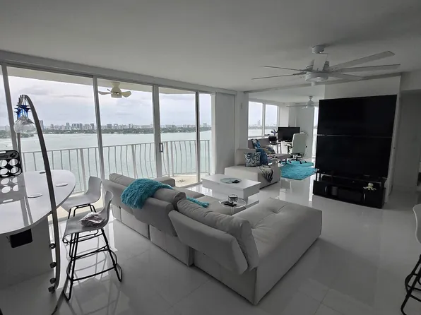 7601 E Treasure Dr, North Bay Village, FL