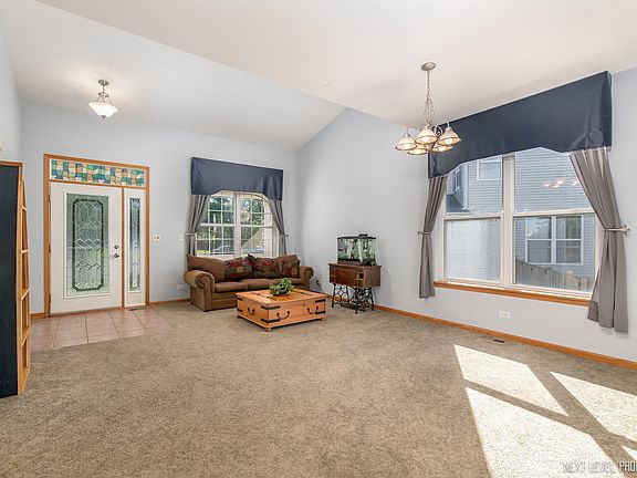 5th image of 2941 Gloria Ct