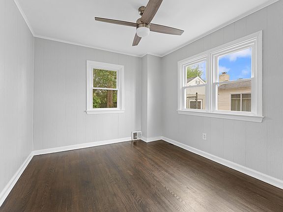5th image of 806 S Fairview St