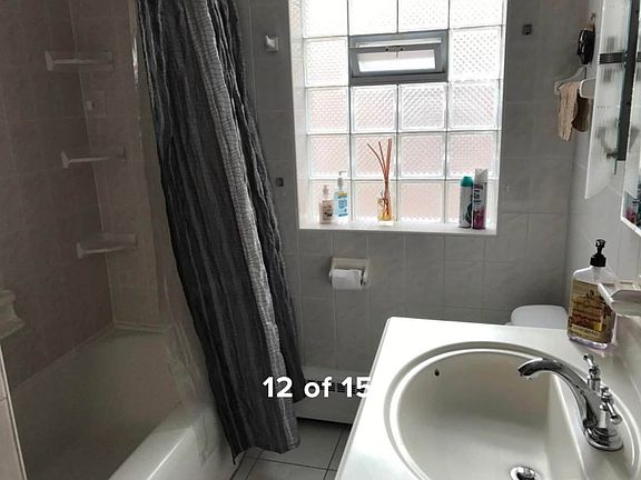 5th image of 5102 W Roscoe St APT 1