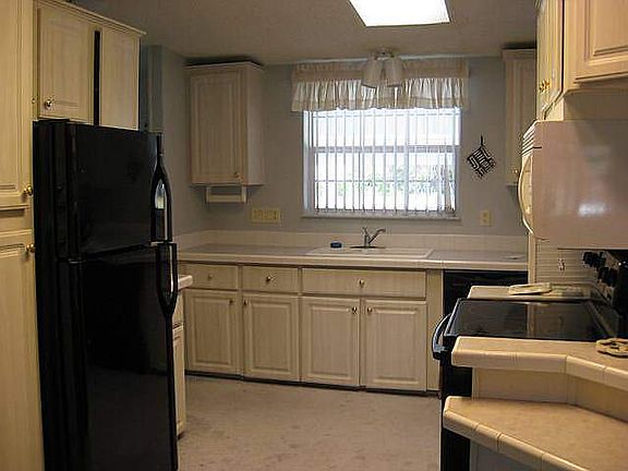 3rd image of 5116 El Adobe Dr