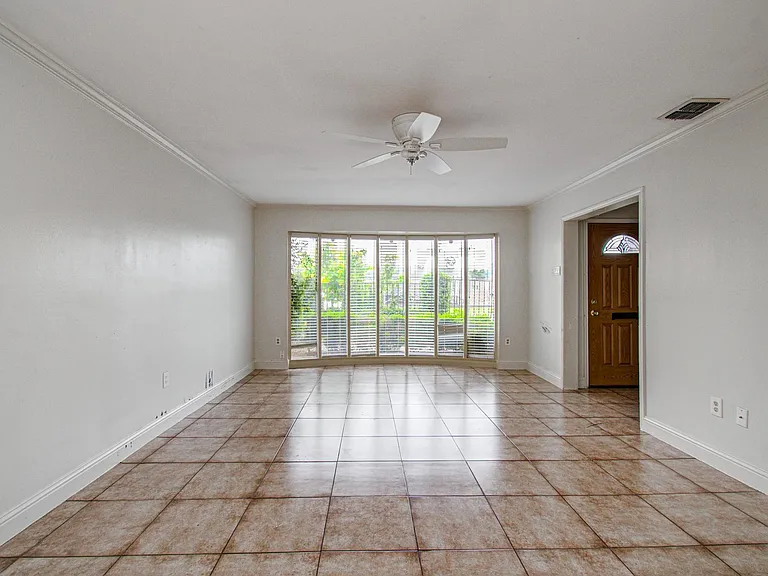 823 S Ripple Creek Dr — Photo 7