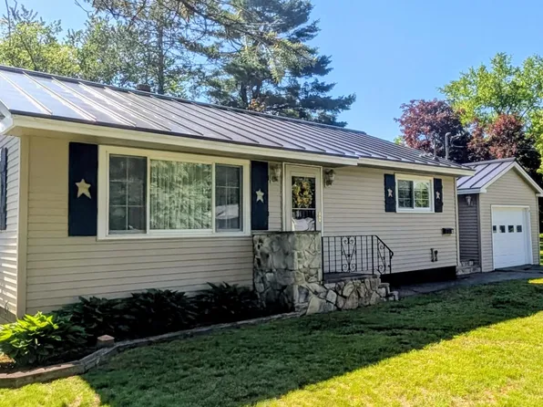 9 Spring Street, Madison, ME 04950