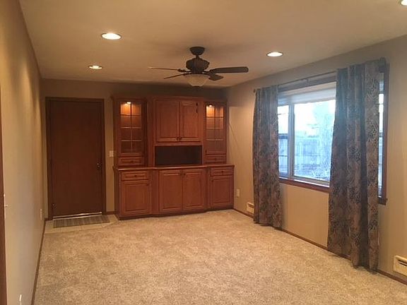4th image of 1604 N Roosevelt Ave