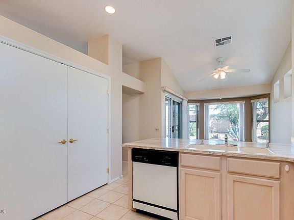 5th image of 14218 W VIA MANANA --