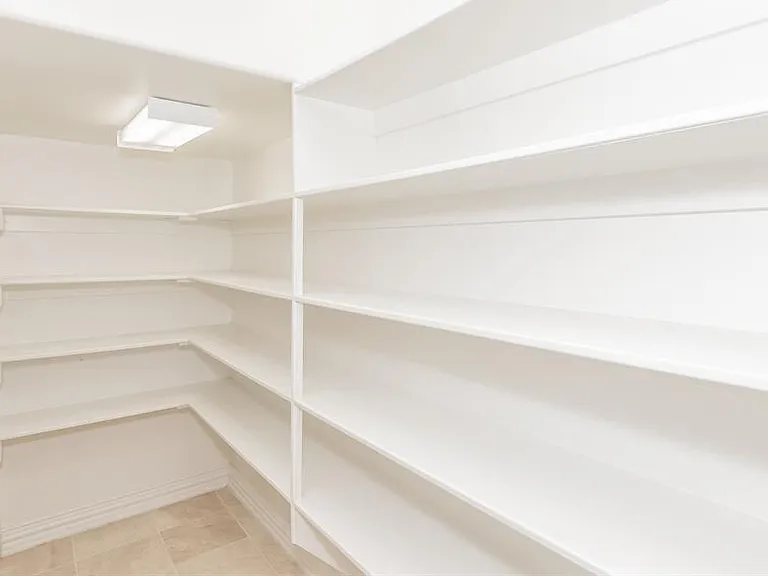 1004 Drake Dr — Photo 23