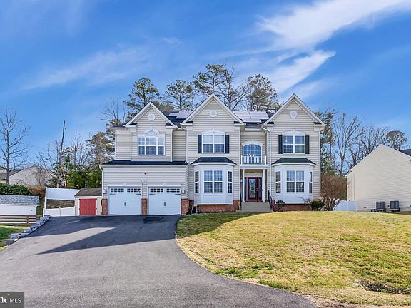 2nd image of 45656 Edge Mill Ct