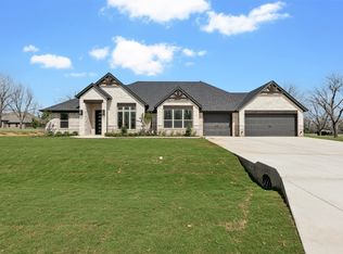 1129 Tremont Ln, Granbury, TX 76049