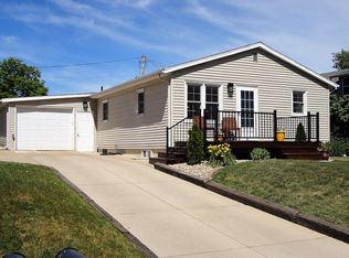 1303 Picotte St, Yankton, SD 57078