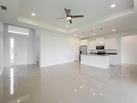3rd image of 2500 40th St W