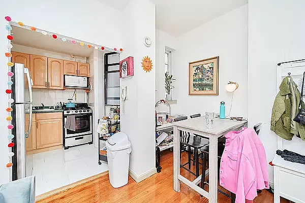 Rented by Living New York | media 10