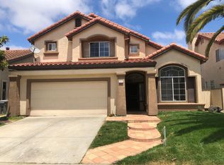 215 Manhattan Dr, Salinas, CA 93906