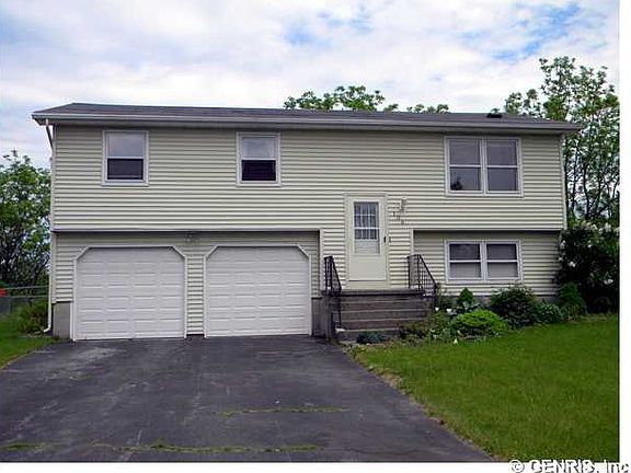 2nd image of 106 Heather Ln