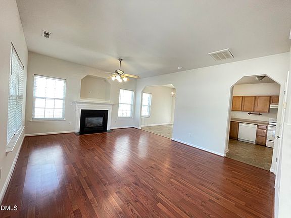 3rd image of 3137 Rendezvous Dr