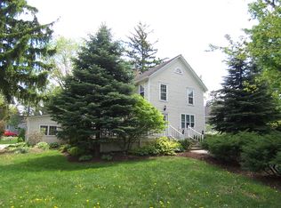 4112 S Country Club Rd, Crystal Lake, IL 60012